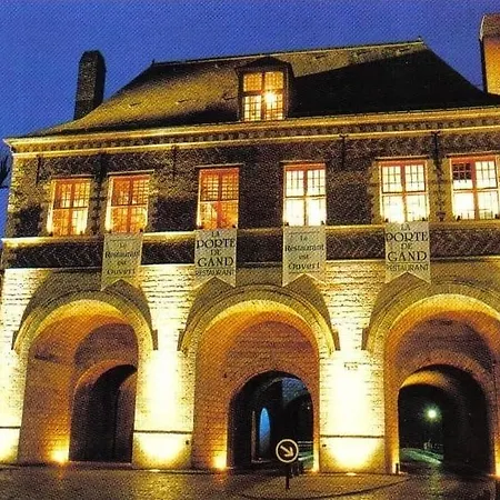 Апартаменты Le Duplex Des Remparts Лилль